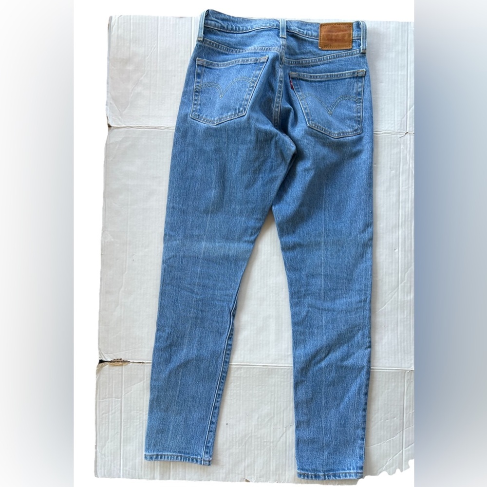 Levi's Women's Straight Leg Blue Jeans - Picture 3 of 7